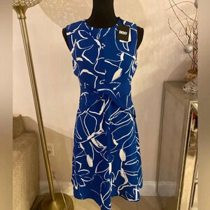 DKNY dress size 2 NWT